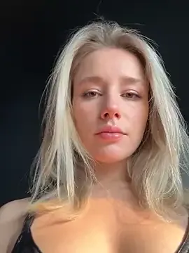 StripChat SSSATIVA_model is Freechat SSSATIVA_model — Ride me on a dildo